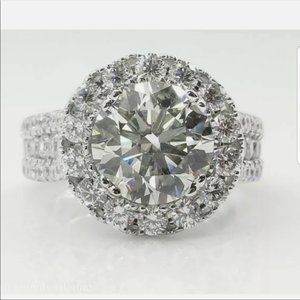 NEW 18K WHITE GOLD ROUND DIAMOND HALO RING💍